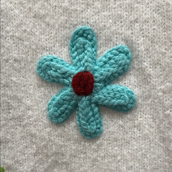 White Sweater with Colorful Floral Accents sz s - Picture 3 of 6